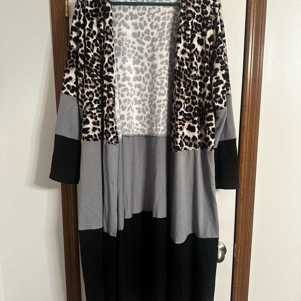 Chic Black Plus Size Cardigan